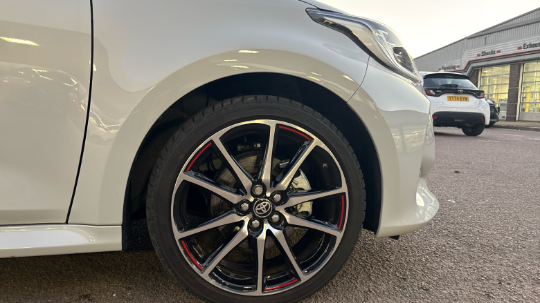 Toyota Yaris 1.5 Hybrid 130 GR Sport 5dr CVT Hybrid Hatchback